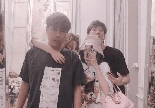 吃瓜猎奇网站 滑动浏览体验类似社交平台