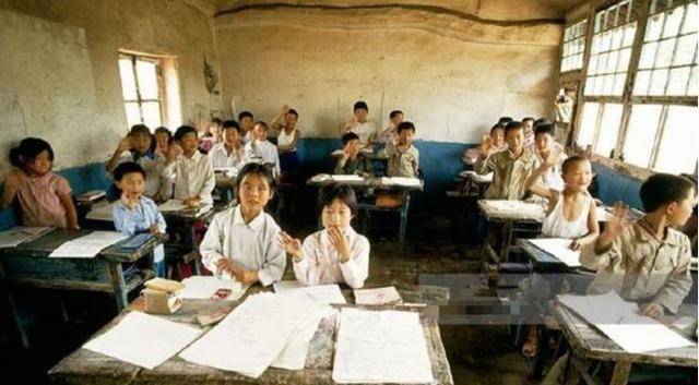 女同人妖动漫3d视频 女同DeviantArt等平台分享作品