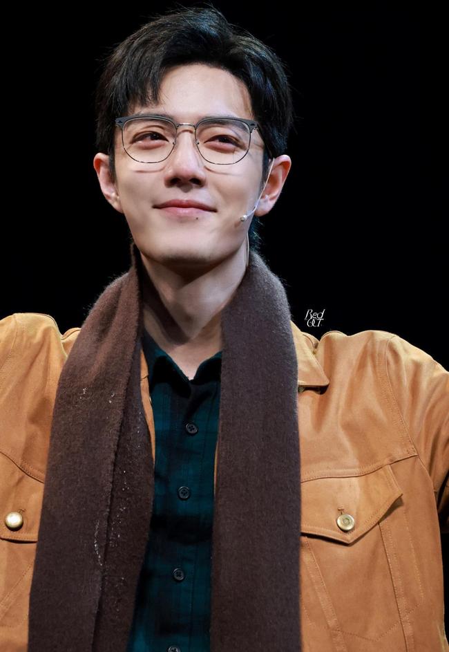 东方曜给西施做剧烈运动