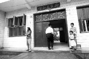 野花社区观看免费视频6